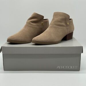 Aerosoles Taupe Suede Booties Women's Size 5M